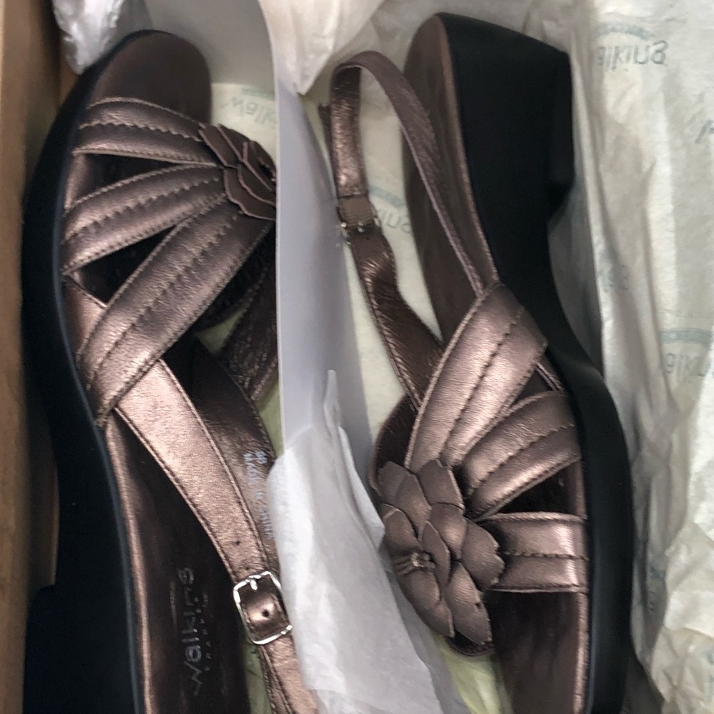 Walking Cradles Sling Back Sandals NIB sz 9 M - Picture 6 of 7